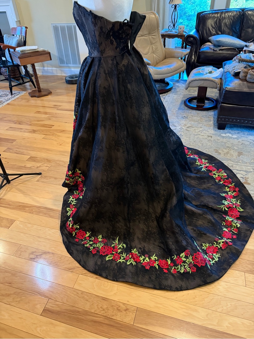 Sherri Hill 51834 High Low Black Lace Embroidered Floral Prom Dress Gown Size 4 - Picture 10 of 15